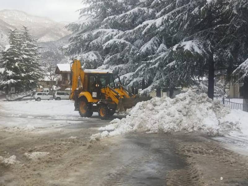 ცაგერის მუნიციპალიტეტში ინტენსიურ რეჟიმში გრძელდება გზებზე თოვლის საფარის გაწმენდითი...